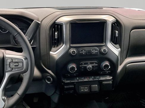 Used 2022 Chevrolet Silverado 2500 LT w/ Convenience Package AWD/4WD image 11
