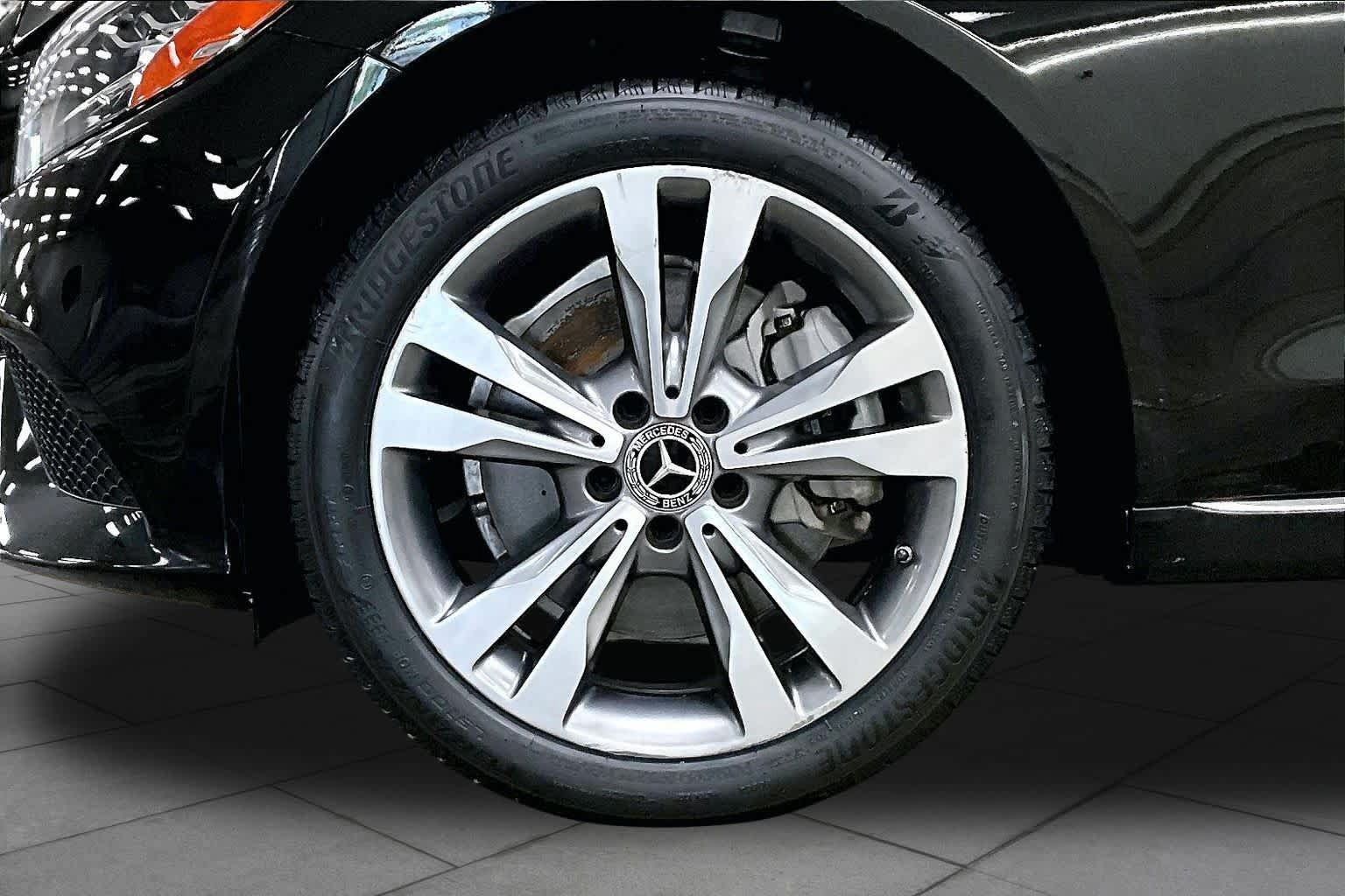 Used 2020 Mercedes-Benz C 300 4MATIC Sedan image 11