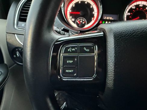 Used 2016 Dodge Grand Caravan SE image 33