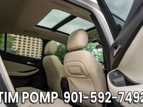 Used 2022 Buick Encore GX Essence w/ Advanced Technology Package FWD image 16