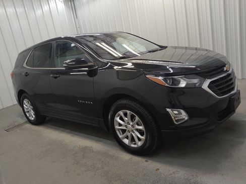 Used 2018 Chevrolet Equinox LT FWD image 11