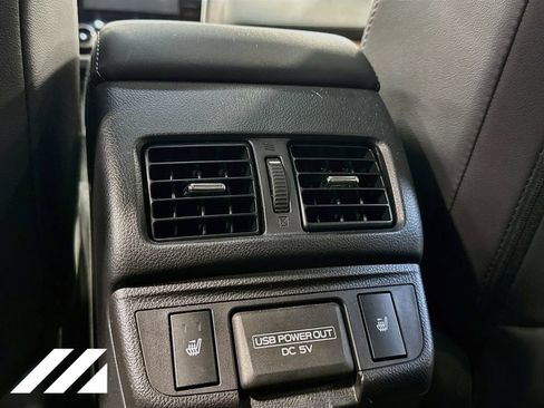 Used 2018 Subaru Outback 2.5i Limited AWD/4WD image 28