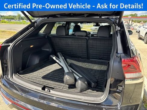 Certified 2023 Volkswagen Atlas Cross Sport SEL Premium R-Line AWD/4WD image 27