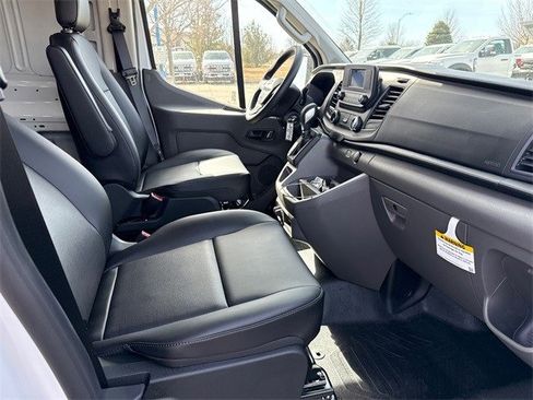 New 2025 Ford Transit 250 Low Roof image 31