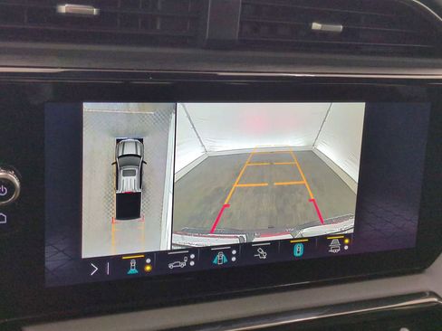 Used 2023 GMC Sierra 1500 AT4 w/ AT4 Preferred Package image 25