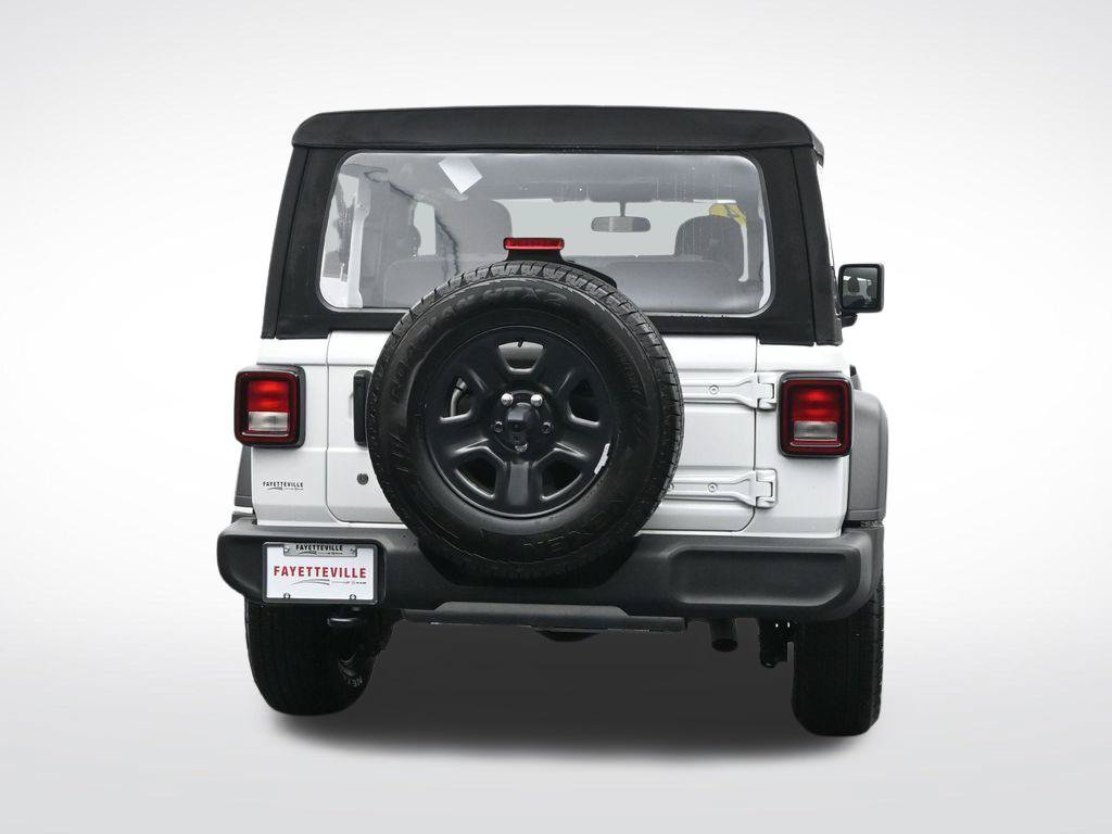 Used 2024 Jeep Wrangler Sport AWD/4WD image 7