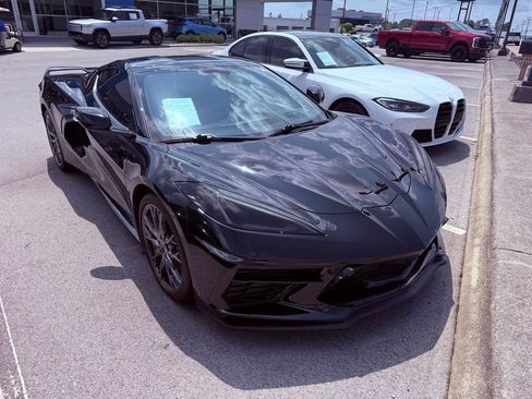 Used 2023 Chevrolet Corvette Stingray Premium Cpe w/ Z51 Performance Package RWD image 1