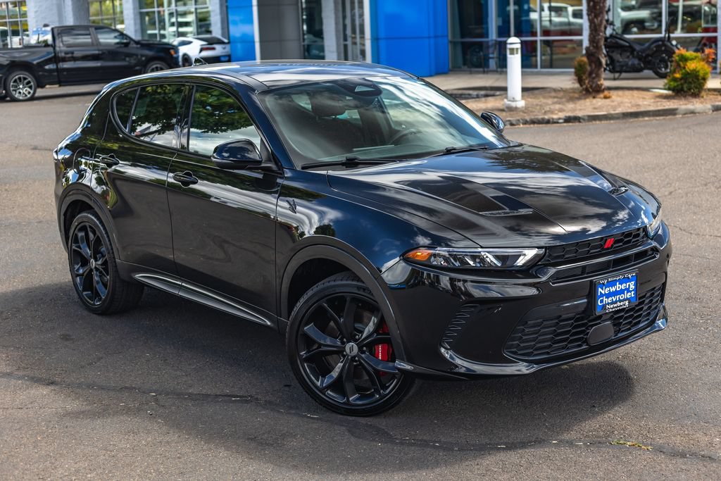 Used 2024 Dodge Hornet R/T Plus AWD/4WD image 2