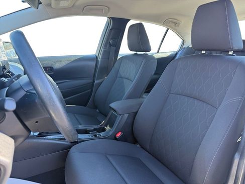 Used 2024 Toyota Corolla LE image 9