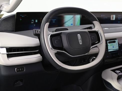 New 2026 Lincoln Navigator L Reserve w/ Jet Appearance Package AWD/4WD image 11