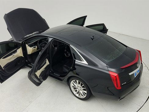 Used 2013 Cadillac XTS Platinum w/ Driver Assist Package image 44