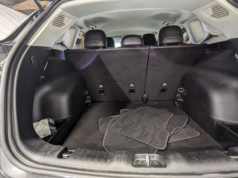 Certified 2022 Jeep Compass Limited image 17