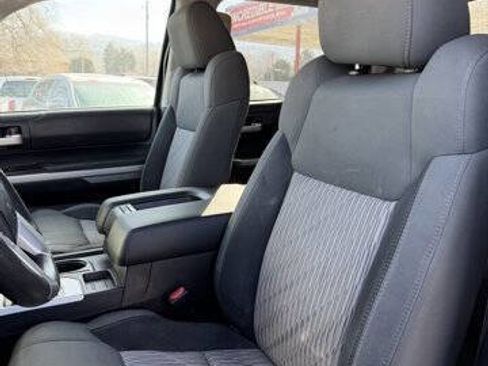 Used 2015 Toyota Tundra SR5 w/ SR5 Upgrade Package image 15