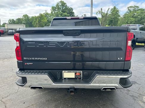 Used 2024 Chevrolet Silverado 1500 LT AWD/4WD image 7