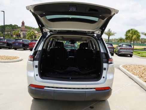 Used 2021 Jeep Grand Cherokee L Limited RWD image 39