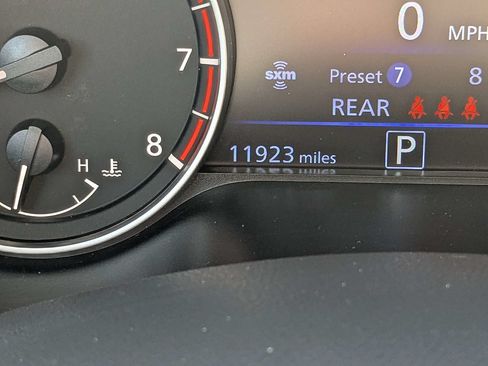 Used 2025 Nissan Altima 2.5 SL FWD image 29