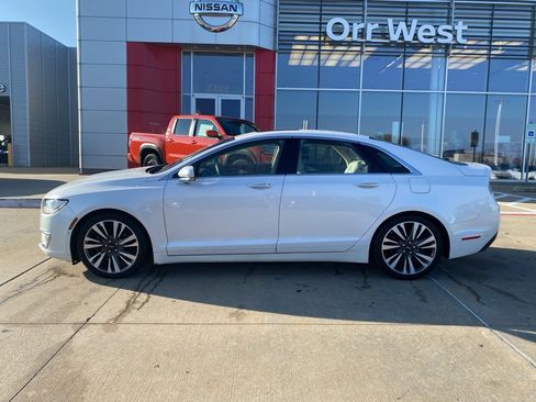 Used 2020 Lincoln MKZ Reserve w/ Elements Package image 2