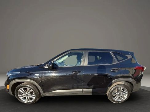 Used 2021 Kia Seltos LX image 8