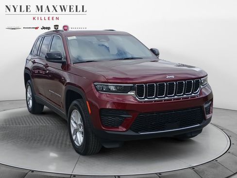 New 2026 Jeep Grand Cherokee Laredo RWD image 2