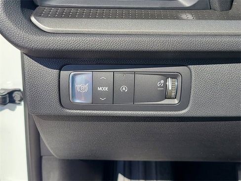 New 2026 Chevrolet Traverse LT image 26