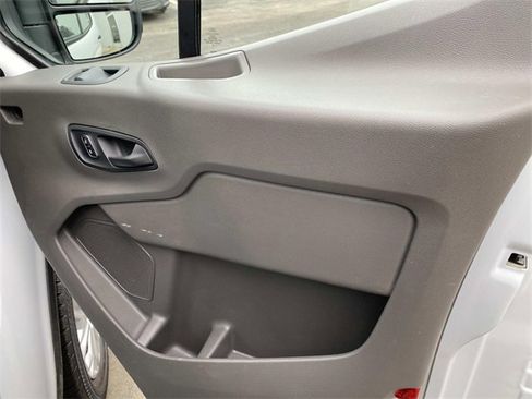 Used 2024 Ford Transit 250 Low Roof w/ Exterior Upgrade Package image 25
