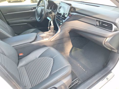 Used 2024 Toyota Camry SE FWD image 31