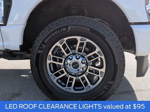 Certified 2025 Ford F250 Platinum w/ Platinum Plus Package image 11