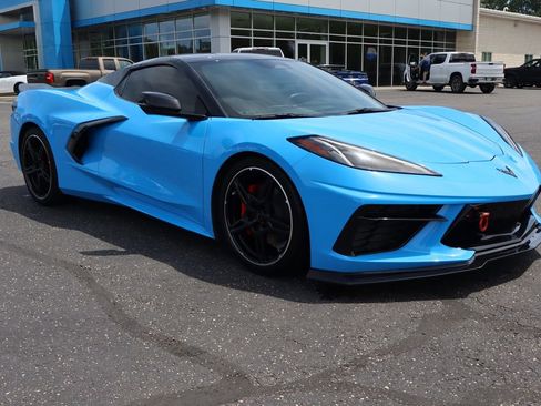 Used 2025 Chevrolet Corvette Stingray Convertible w/ 1LT RWD image 2