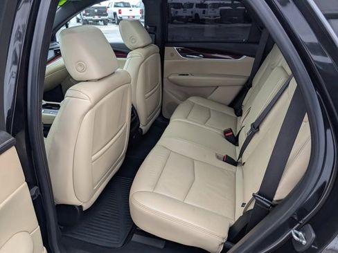 Used 2019 Cadillac XT5 Premium Luxury image 18