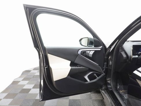 Certified 2025 BMW X3 xDrive30i w/ Premium Package image 5