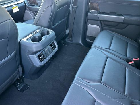 New 2026 Ford F250 Lariat w/ Black Appearance Package image 9