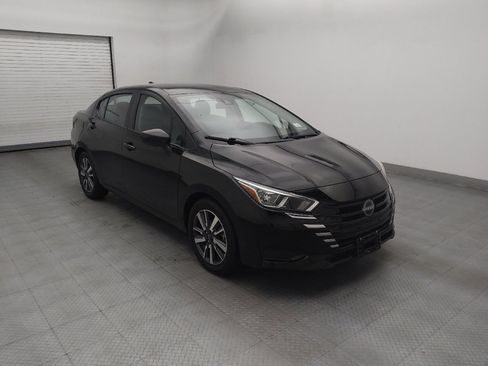 Used 2023 Nissan Versa SV FWD image 13