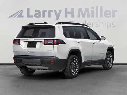New 2026 Jeep Cherokee Overland w/ Trailer Tow Group AWD/4WD image 3
