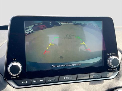 Used 2023 Nissan Sentra SV image 13