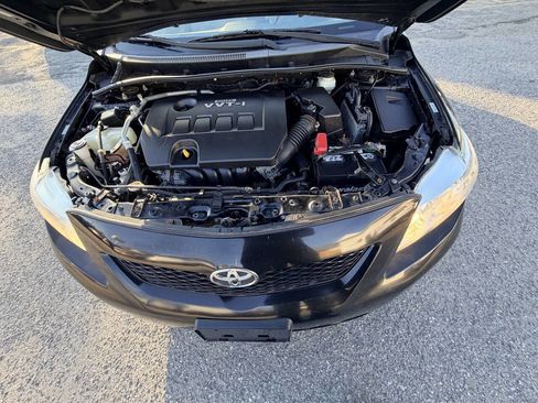 Used 2010 Toyota Corolla LE FWD image 6