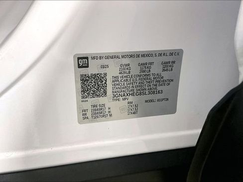 Used 2025 Chevrolet Equinox LT FWD image 30
