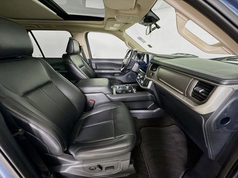 Used 2022 Ford Expedition XLT AWD/4WD image 36