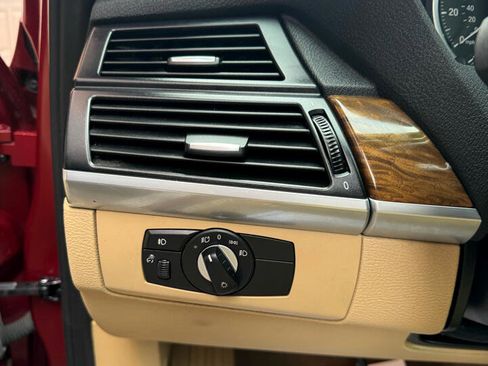 Used 2011 BMW X6 xDrive50i image 8