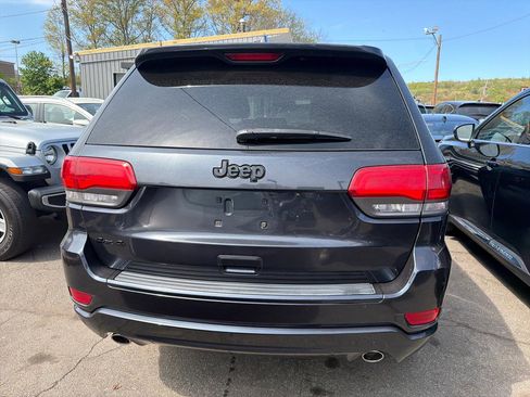 Used 2015 Jeep Grand Cherokee Altitude AWD/4WD image 7
