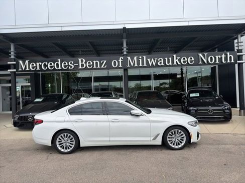 Used 2021 BMW 530i xDrive w/ Convenience Package AWD/4WD image 1