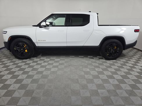 Used 2024 Rivian R1T Launch Edition AWD/4WD image 2