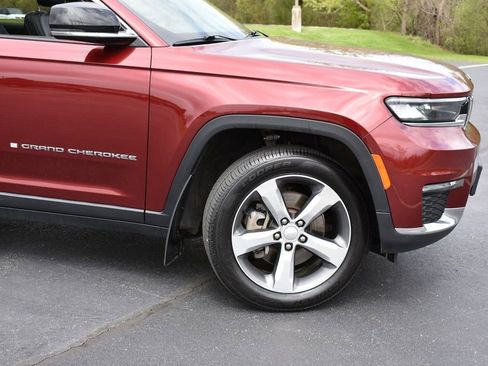 Used 2021 Jeep Grand Cherokee L Limited w/ Trailer Tow Group (B) AWD/4WD image 3
