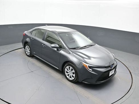 Certified 2024 Toyota Corolla LE image 34