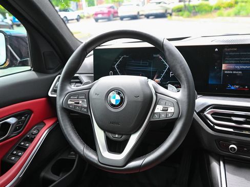 Used 2023 BMW 330i xDrive Sedan w/ Premium Package AWD/4WD image 31