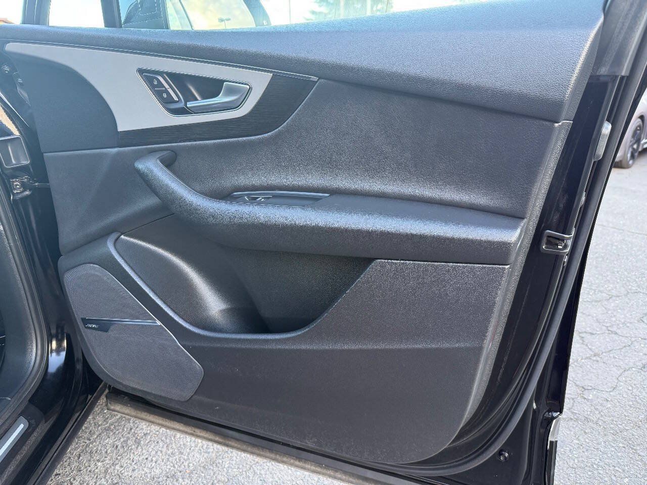 Used 2019 Audi Q7 2.0T Premium Plus AWD/4WD image 14