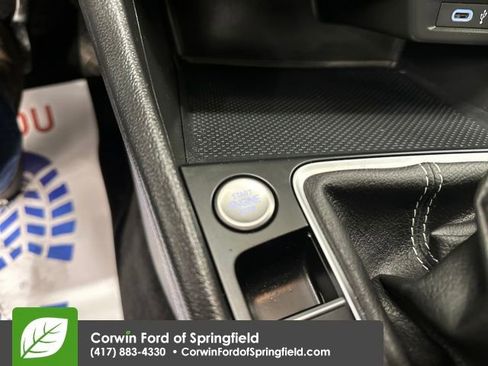 Used 2024 Volkswagen Jetta SE w/ Panoramic Sunroof Package image 24