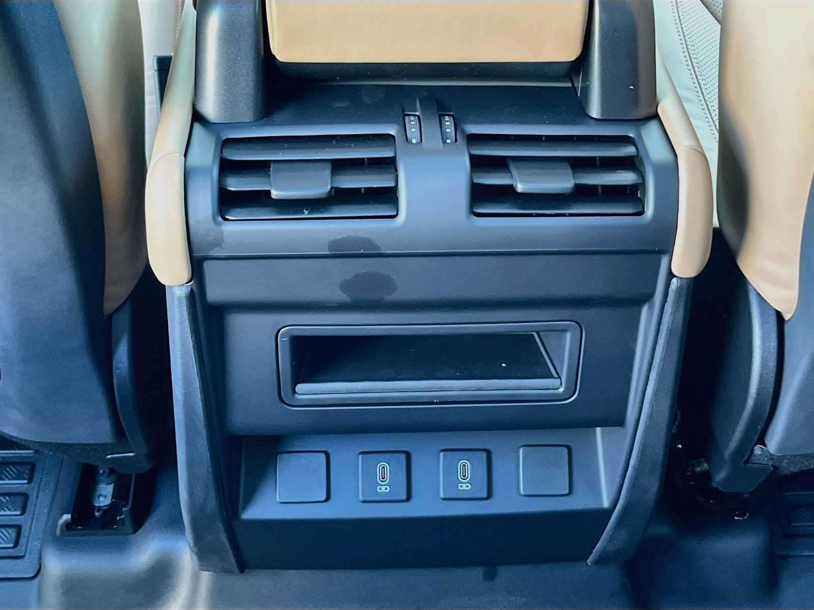 New 2026 Land Rover Defender 110 S AWD/4WD image 19