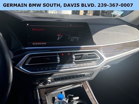 Used 2021 BMW X7 xDrive40i w/ Premium Package 2 image 14