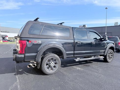 Used 2018 Ford F350 Lariat w/ Chrome Package AWD/4WD image 5