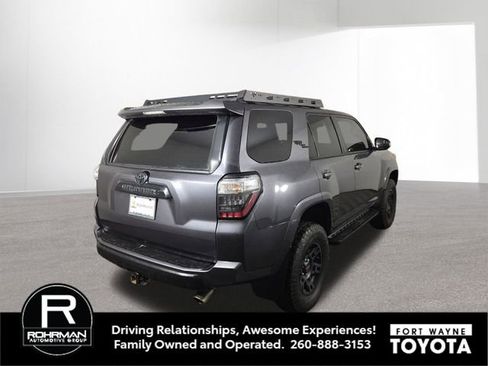 Used 2021 Toyota 4Runner TRD Off-Road Premium w/ Moonroof Package AWD/4WD image 6